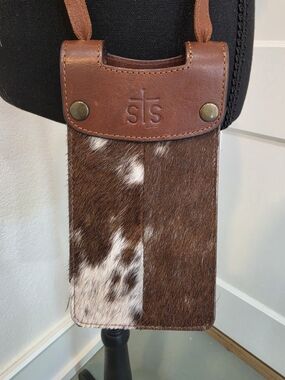 STS Ranchwear Brown and White Hair-On Hide Crossbody Phone Bag